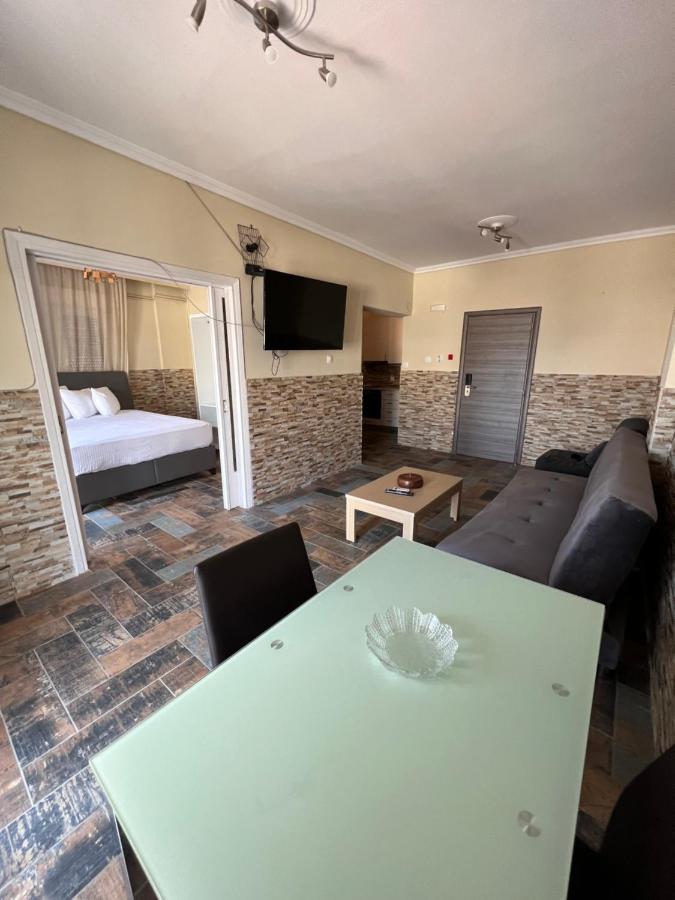 Jacuzzi Suites Thessaloniki Exterior photo